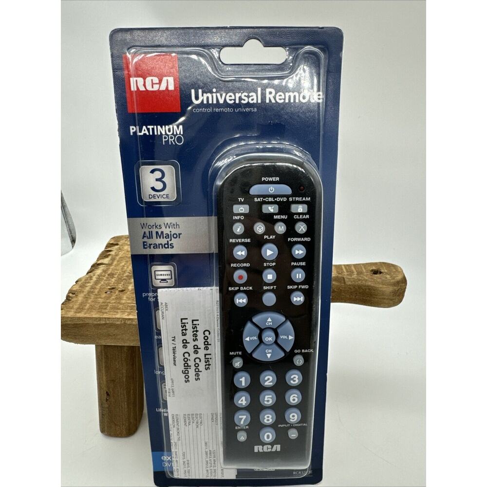 RCA‎ Universal Remote Control 3 Device RCR3273E